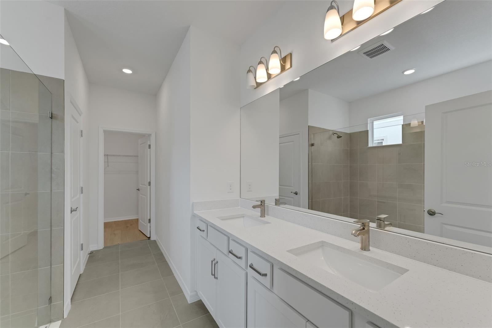 8132 SUNNY POINT TRL — photo 39