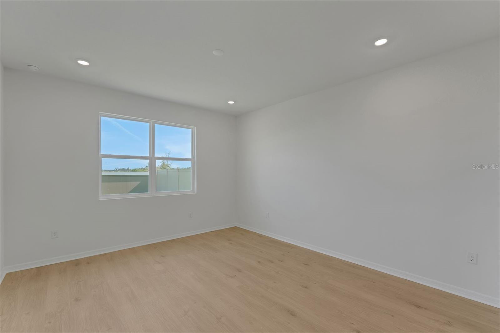 8132 SUNNY POINT TRL — photo 35