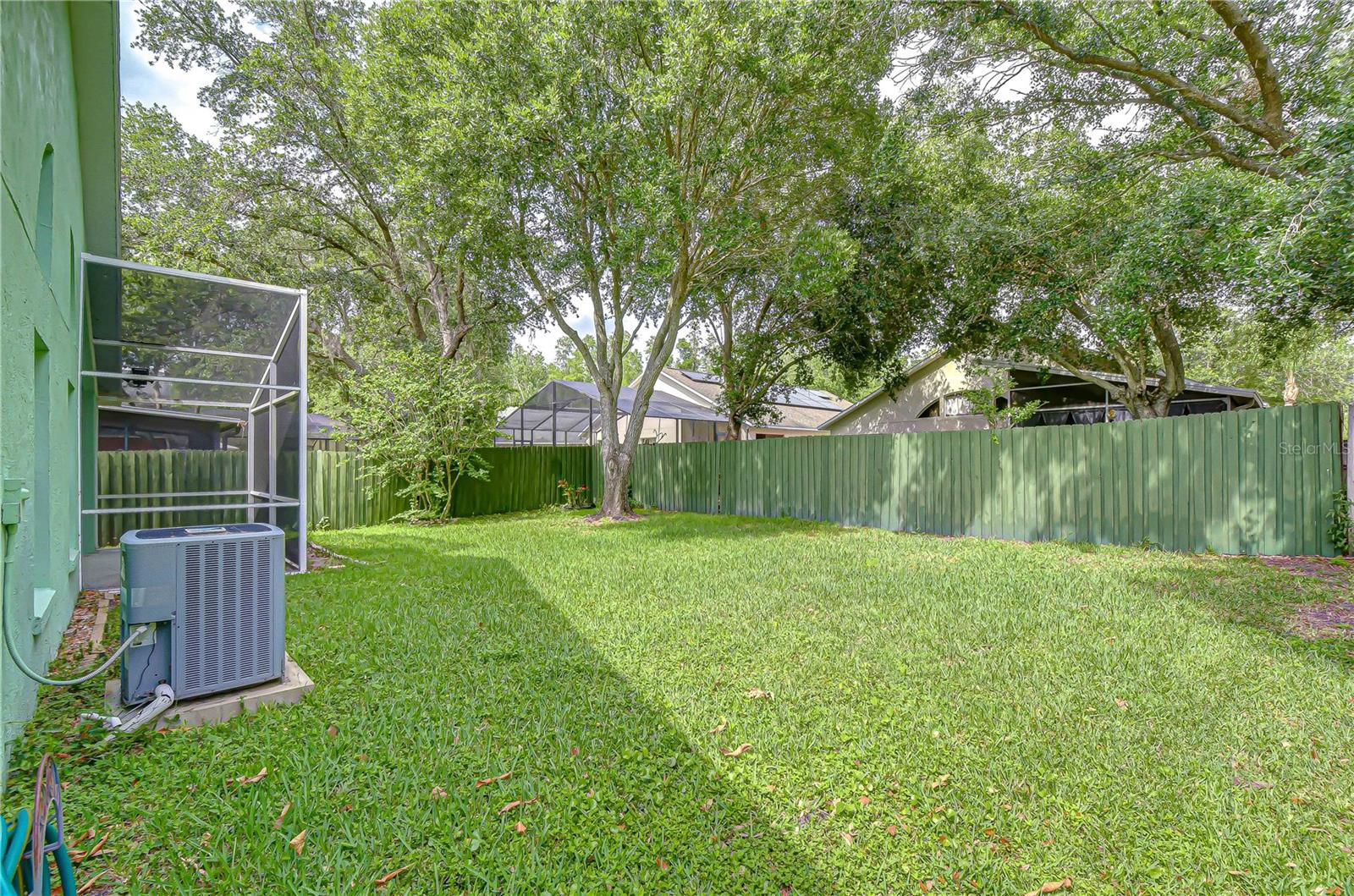 18927 TWINBERRY DR — photo 26