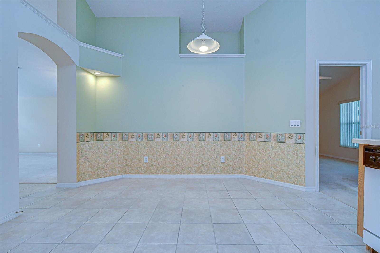 18927 TWINBERRY DR — photo 12