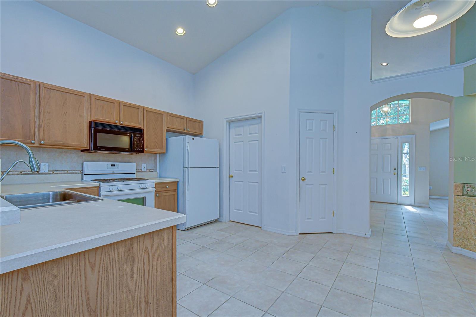 18927 TWINBERRY DR — photo 11
