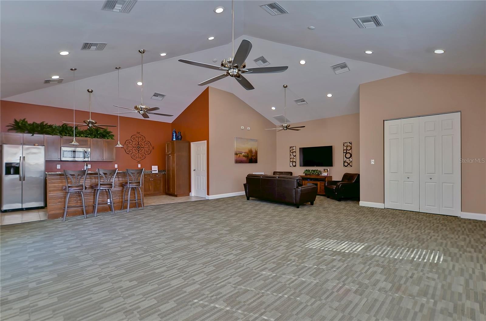 18927 TWINBERRY DR — photo 39