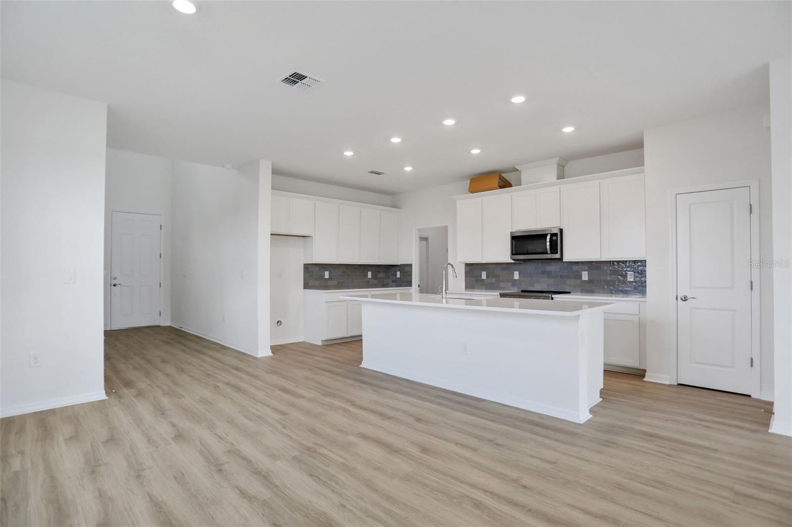 7839 GLEN LILY PL — photo 12