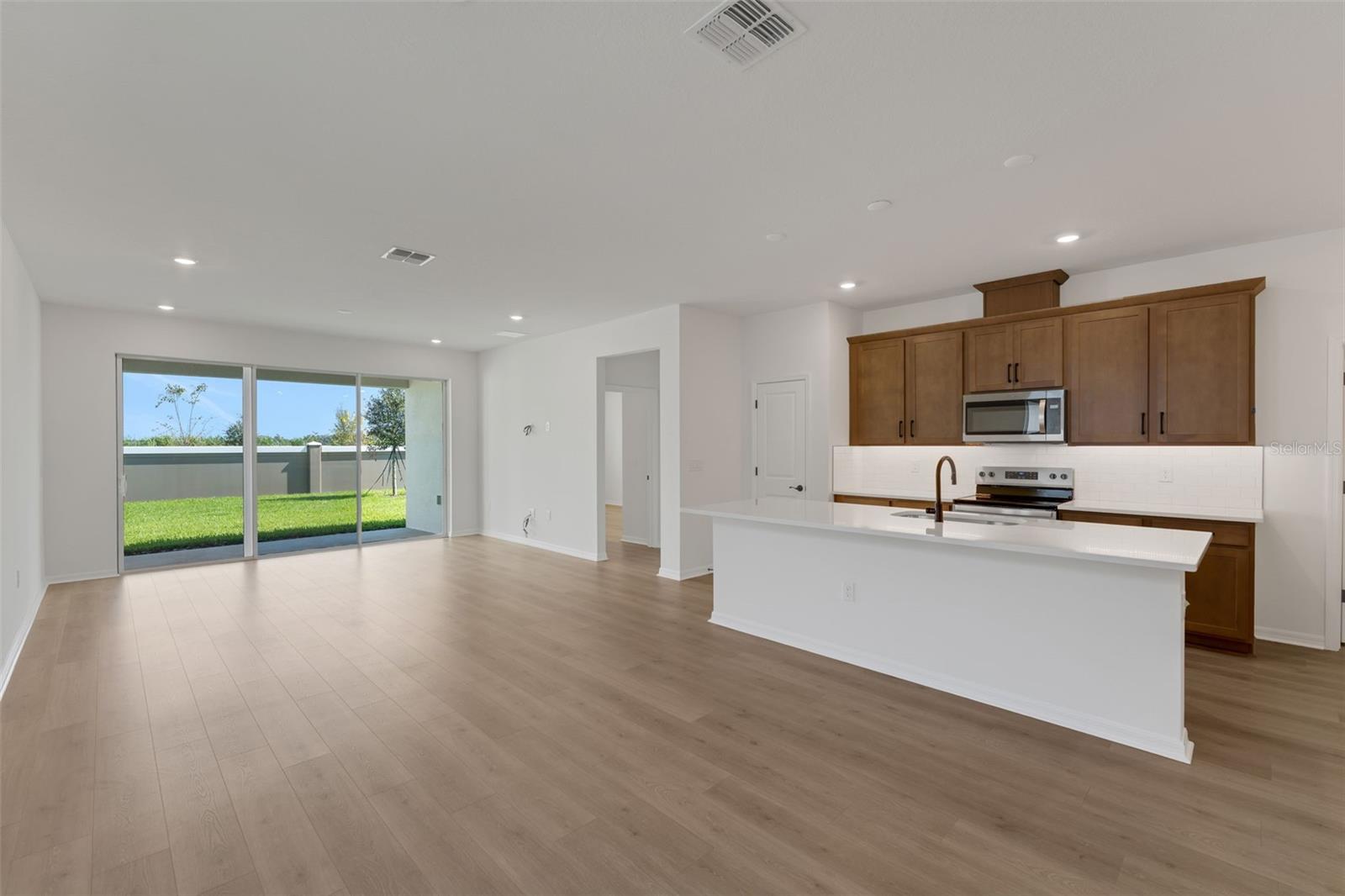 8120 SUNNY POINT TRL — photo 9