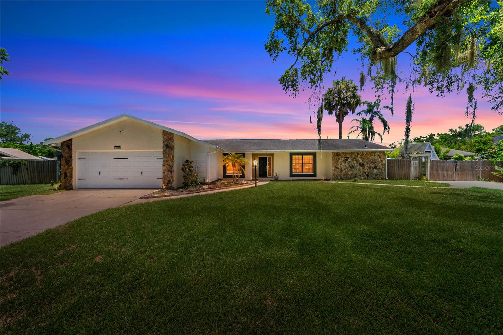 13603 WESTSHIRE DR — photo 2