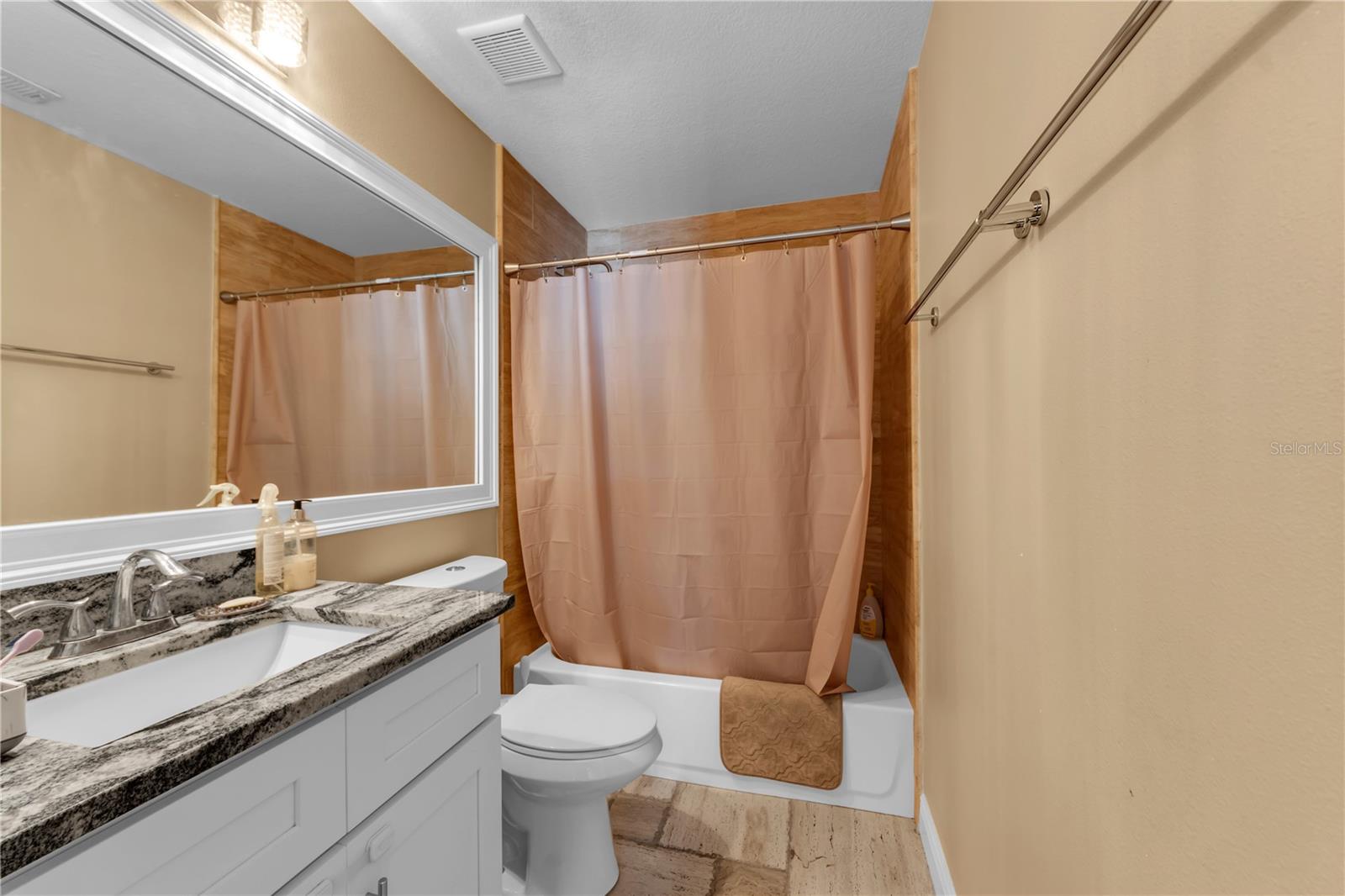 13603 WESTSHIRE DR — photo 44