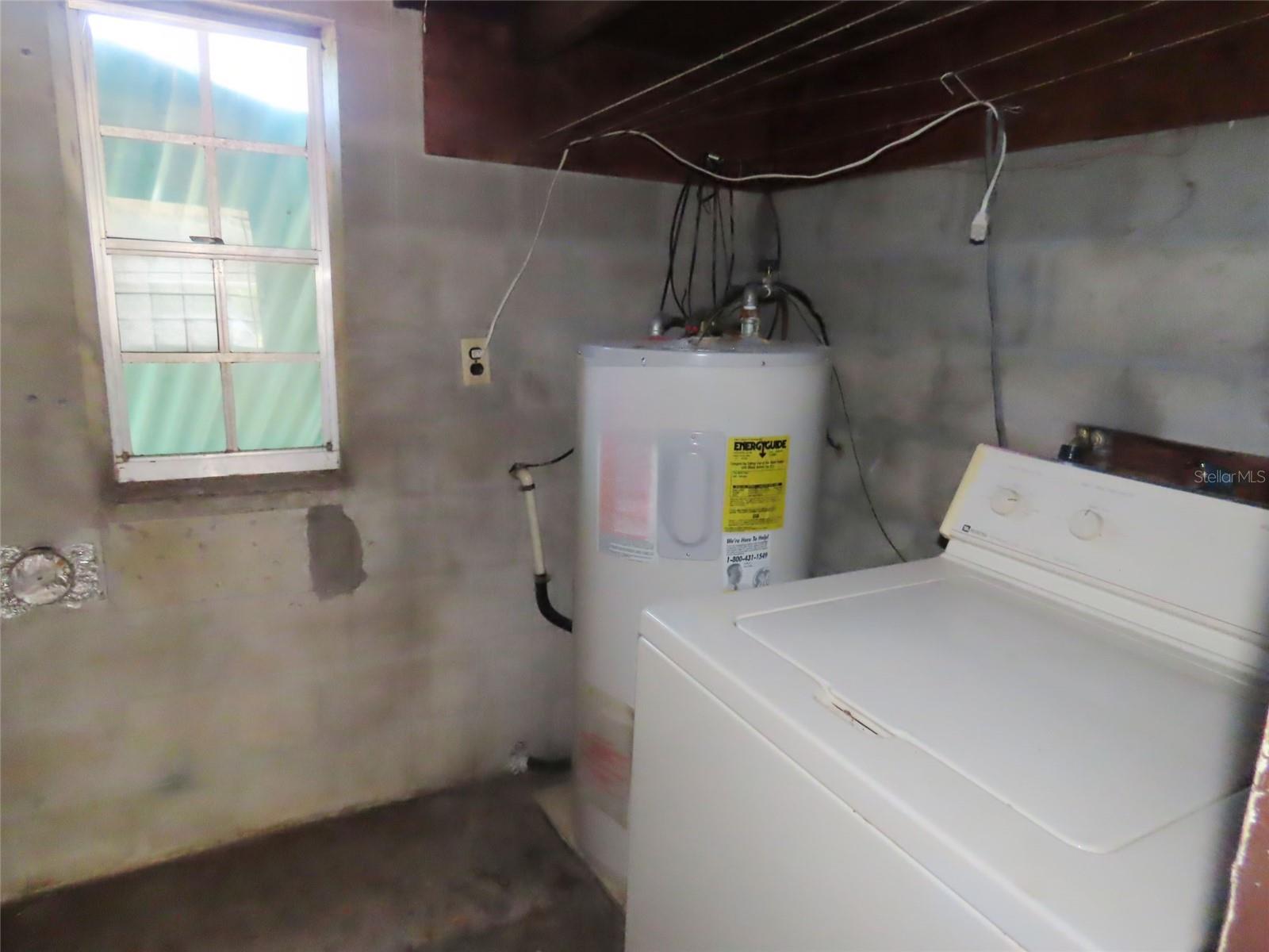 3911 W LEILA AVE — photo 10