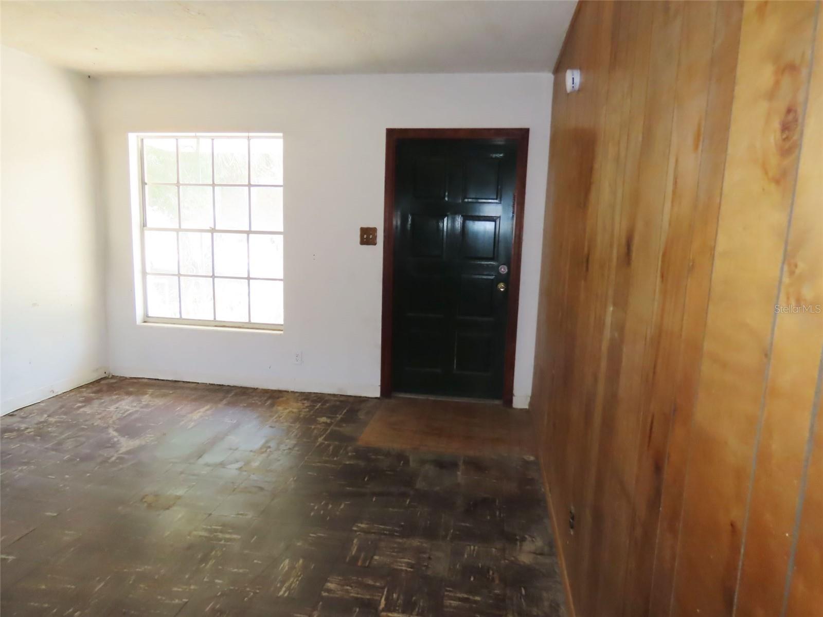3911 W LEILA AVE — photo 11