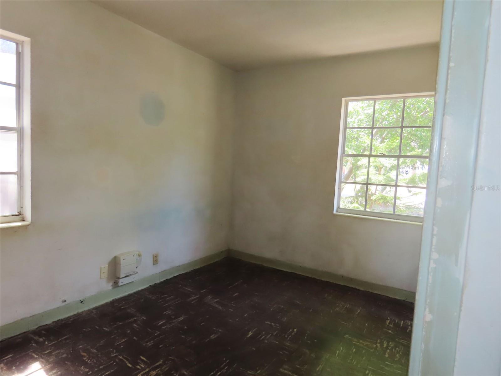 3911 W LEILA AVE — photo 14