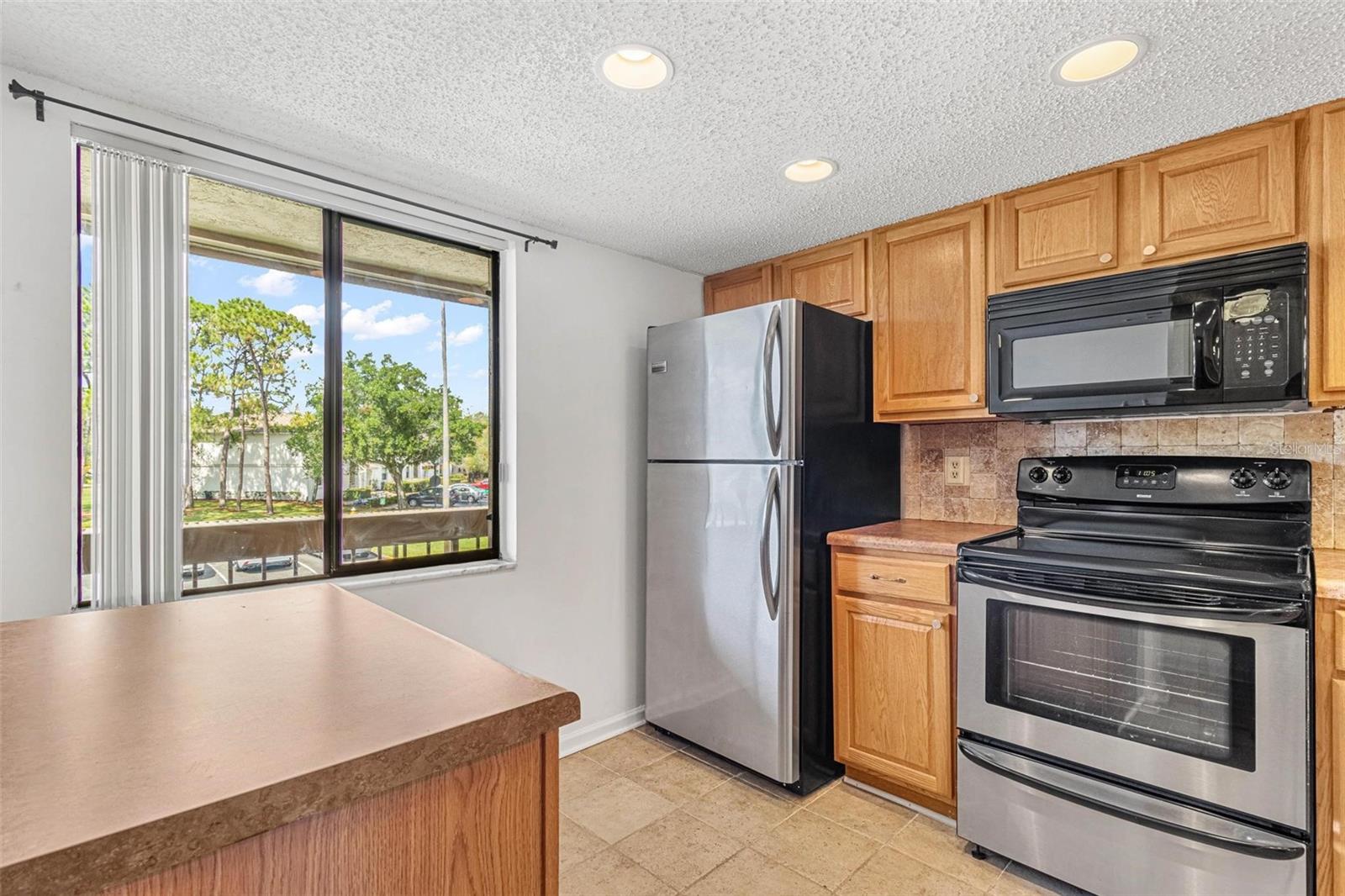108 WOODLANDS CT #108 — photo 2