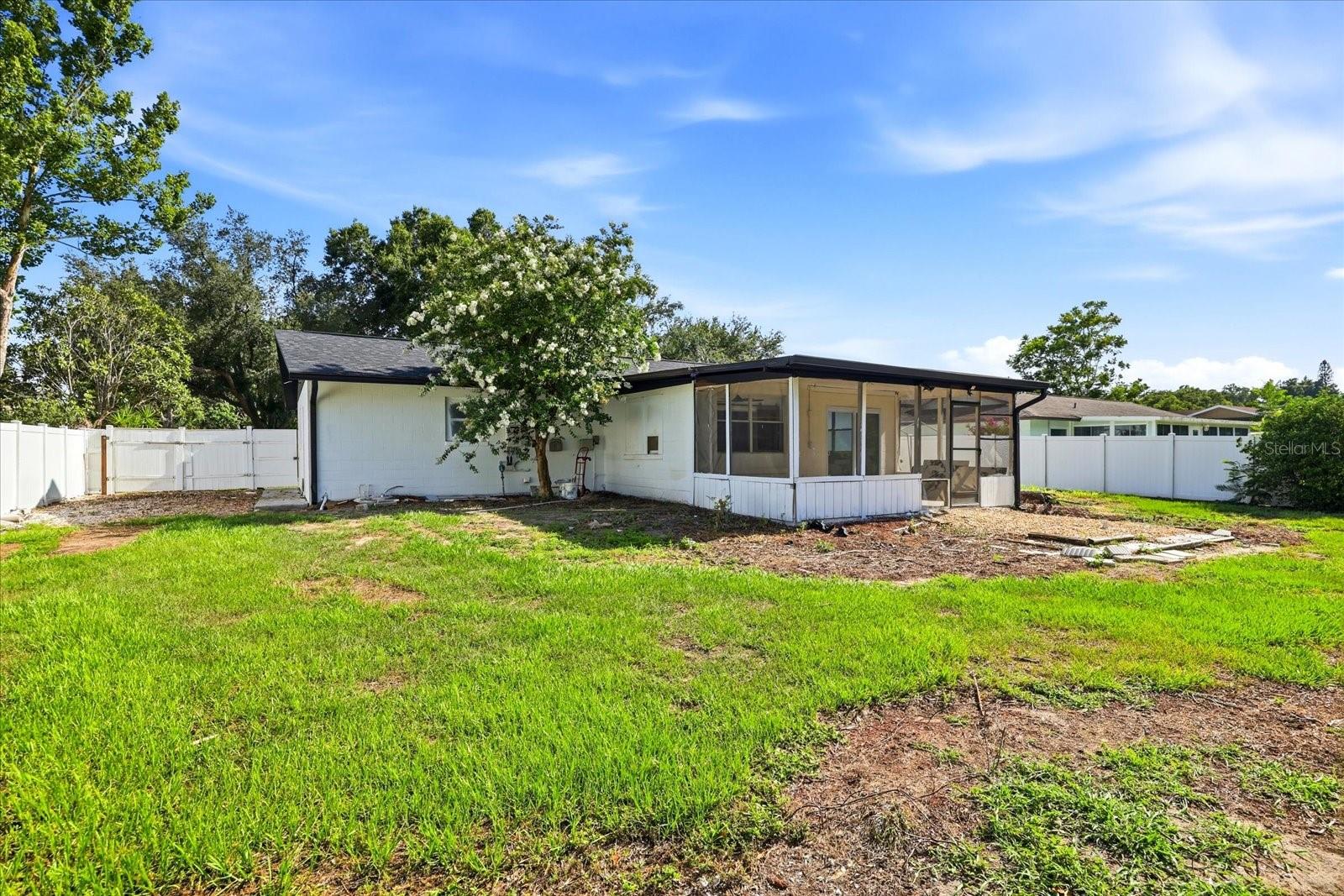 3304 KING RICHARD CT — photo 30