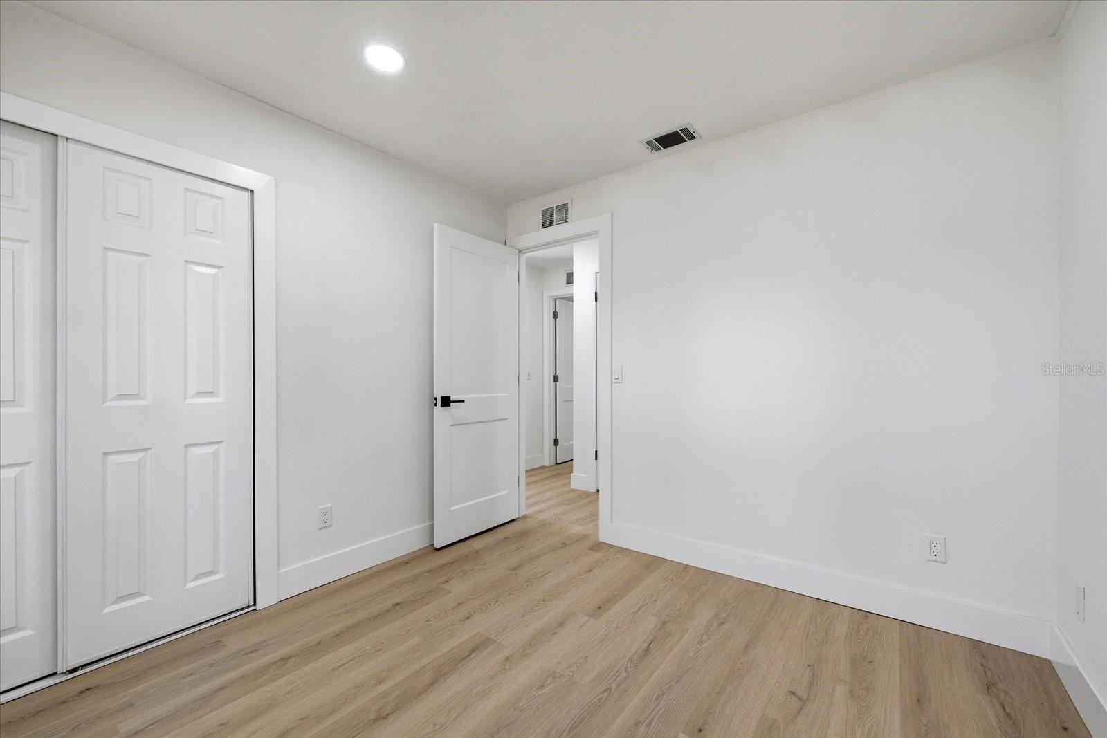 3304 KING RICHARD CT — photo 18