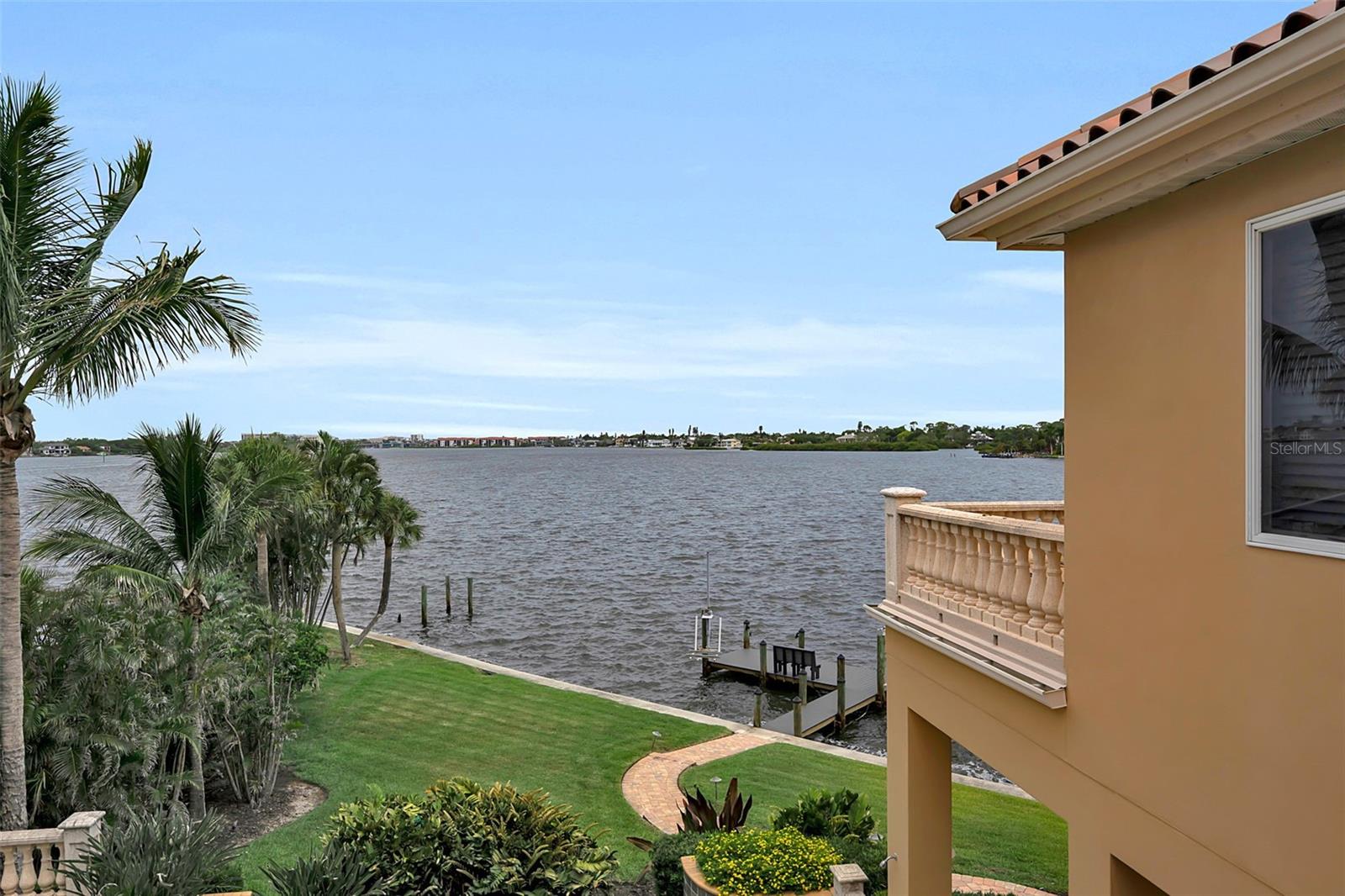 1541 CARIBBEAN DR — photo 88