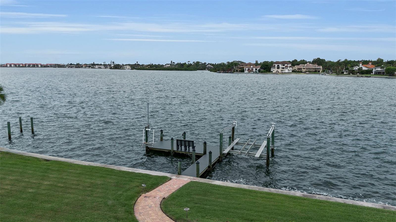 1541 CARIBBEAN DR — photo 12