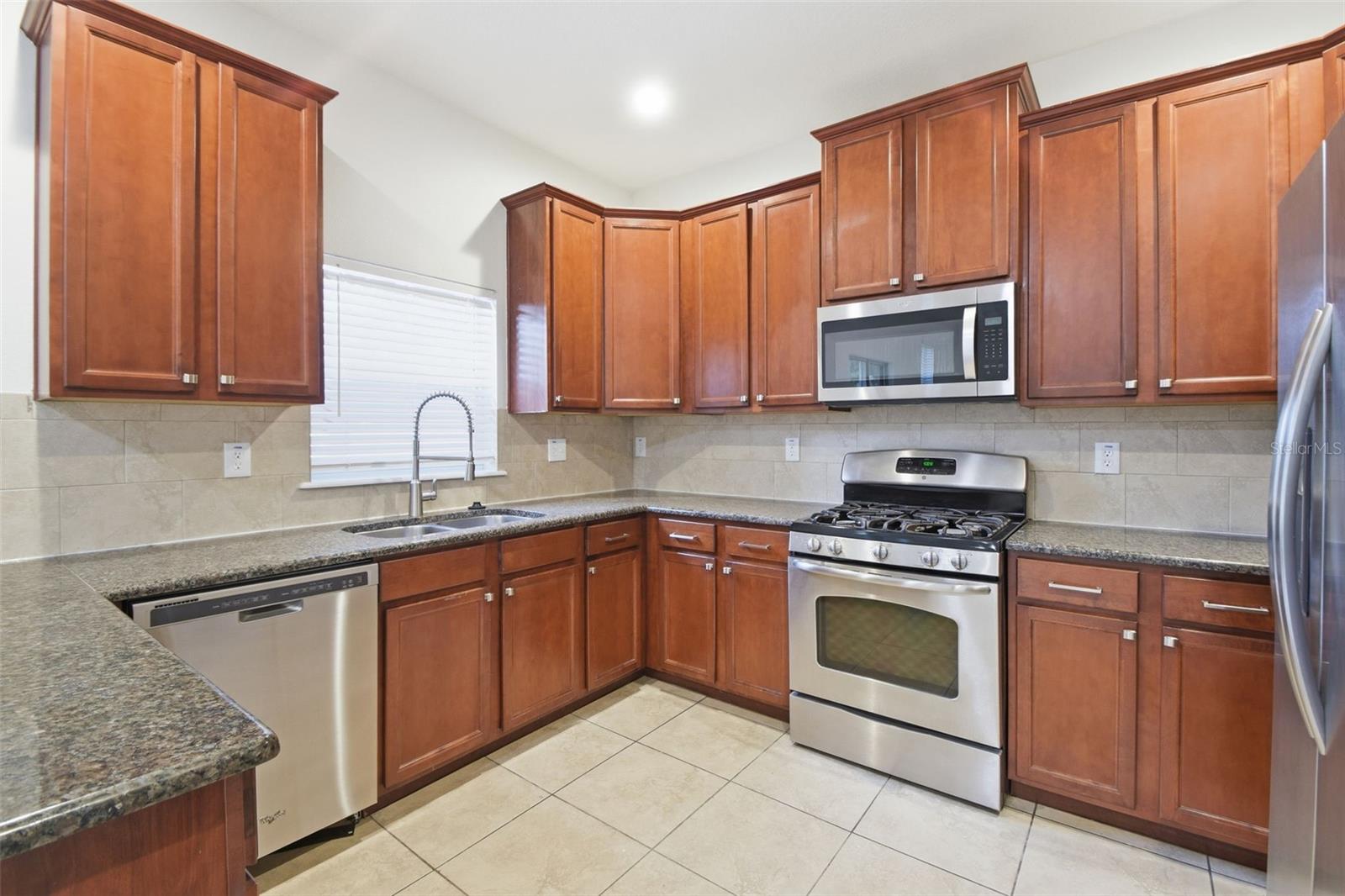 5654 AARON CT — photo 15