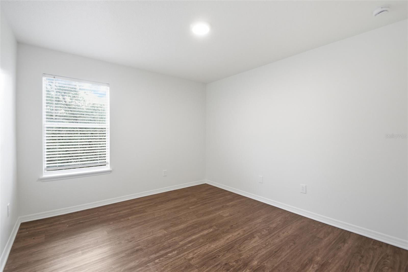 5654 AARON CT — photo 37