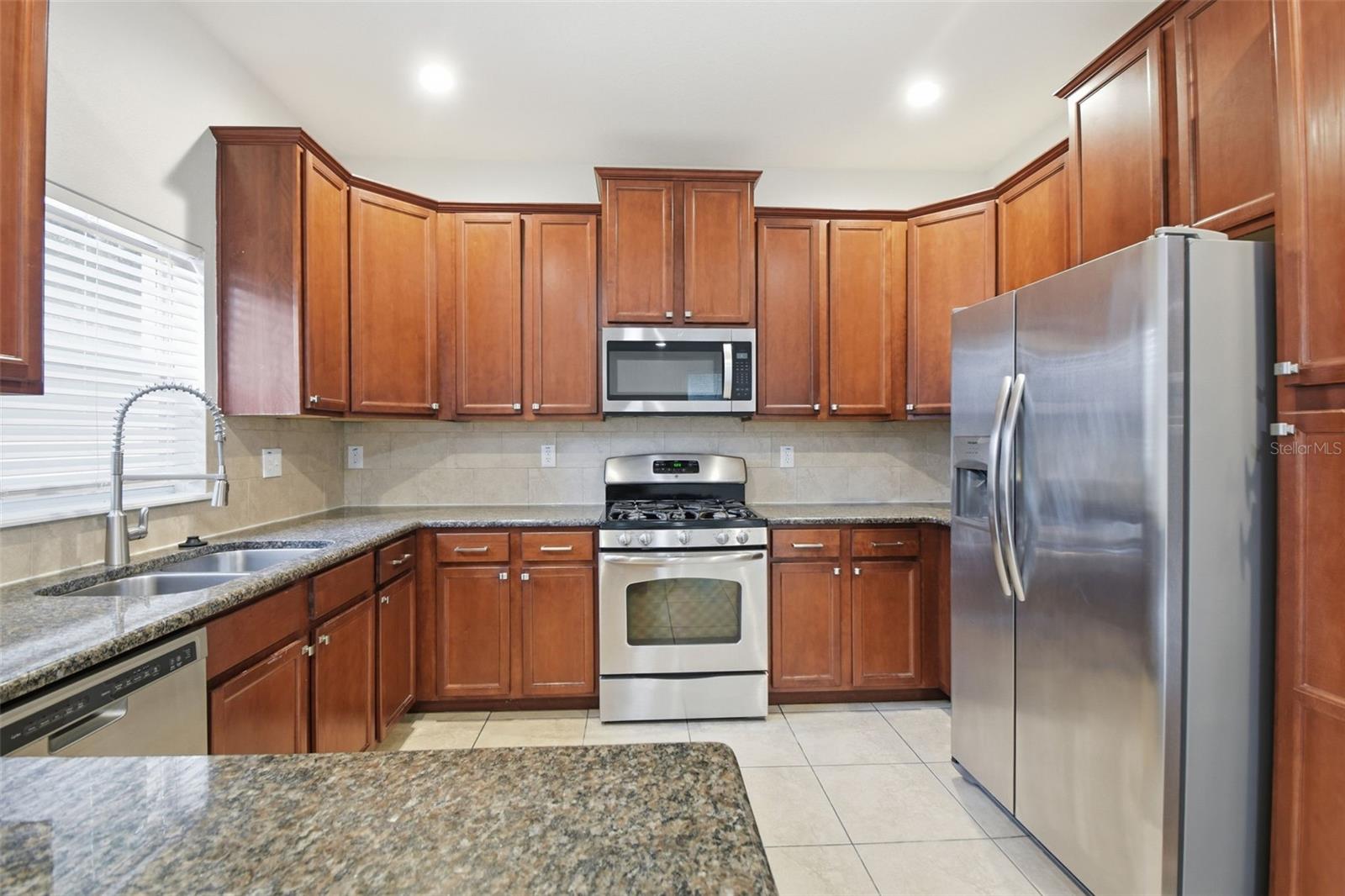 5654 AARON CT — photo 17