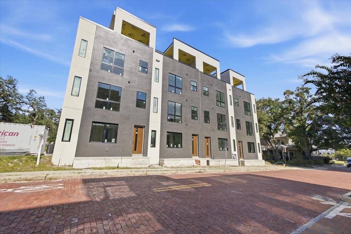 2119 N OLA AVE — photo 46