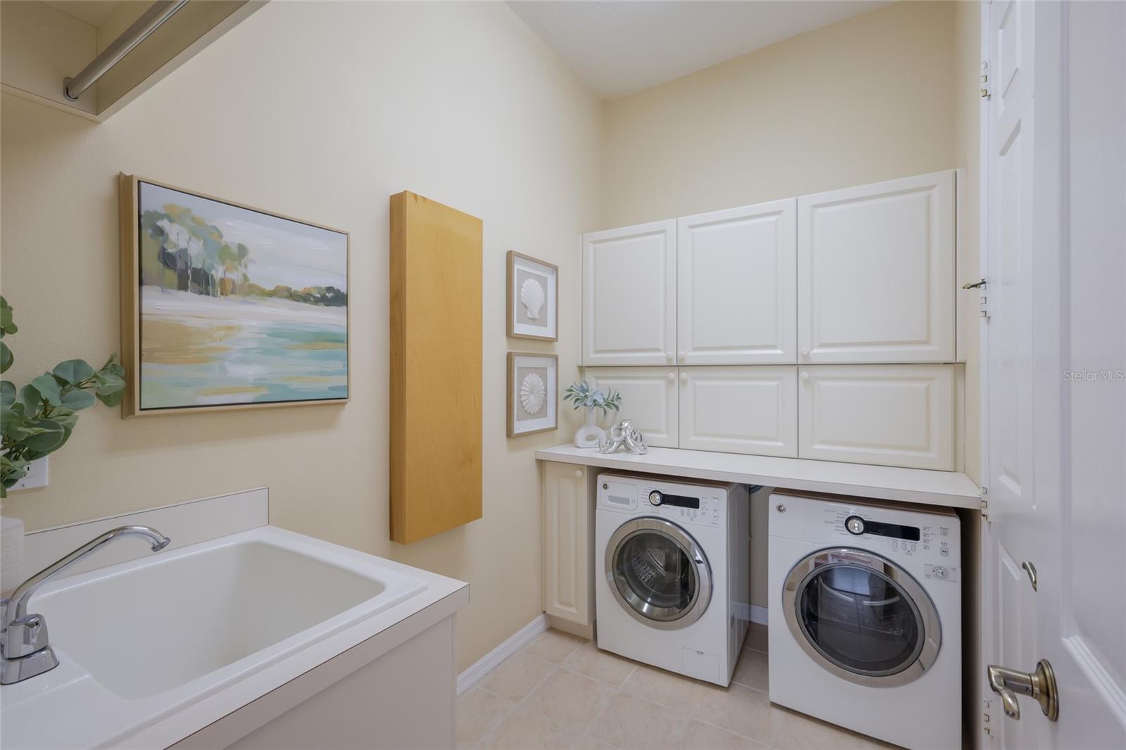 7241 ORCHID ISLAND PL — photo 30