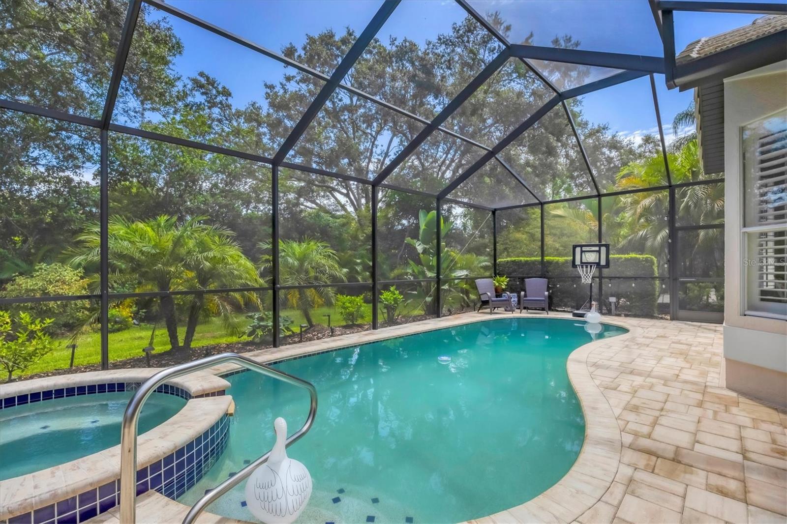 7916 HAMPTON CT — photo 37
