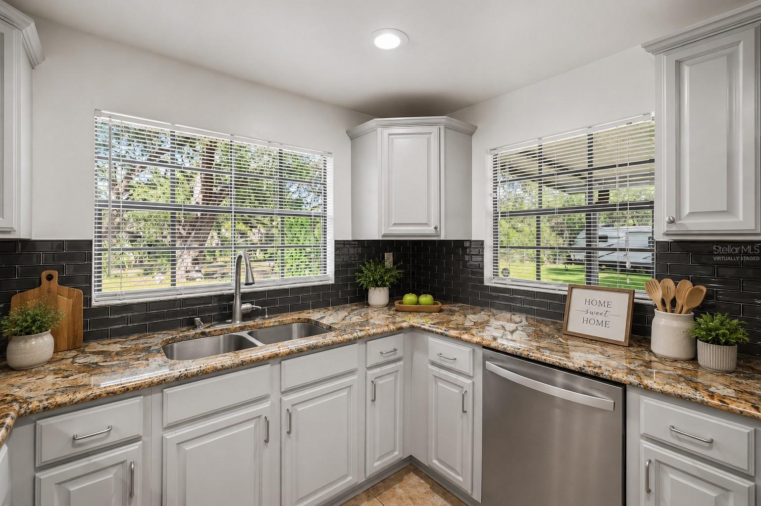 231 DUKE SIMMS RD — photo 6
