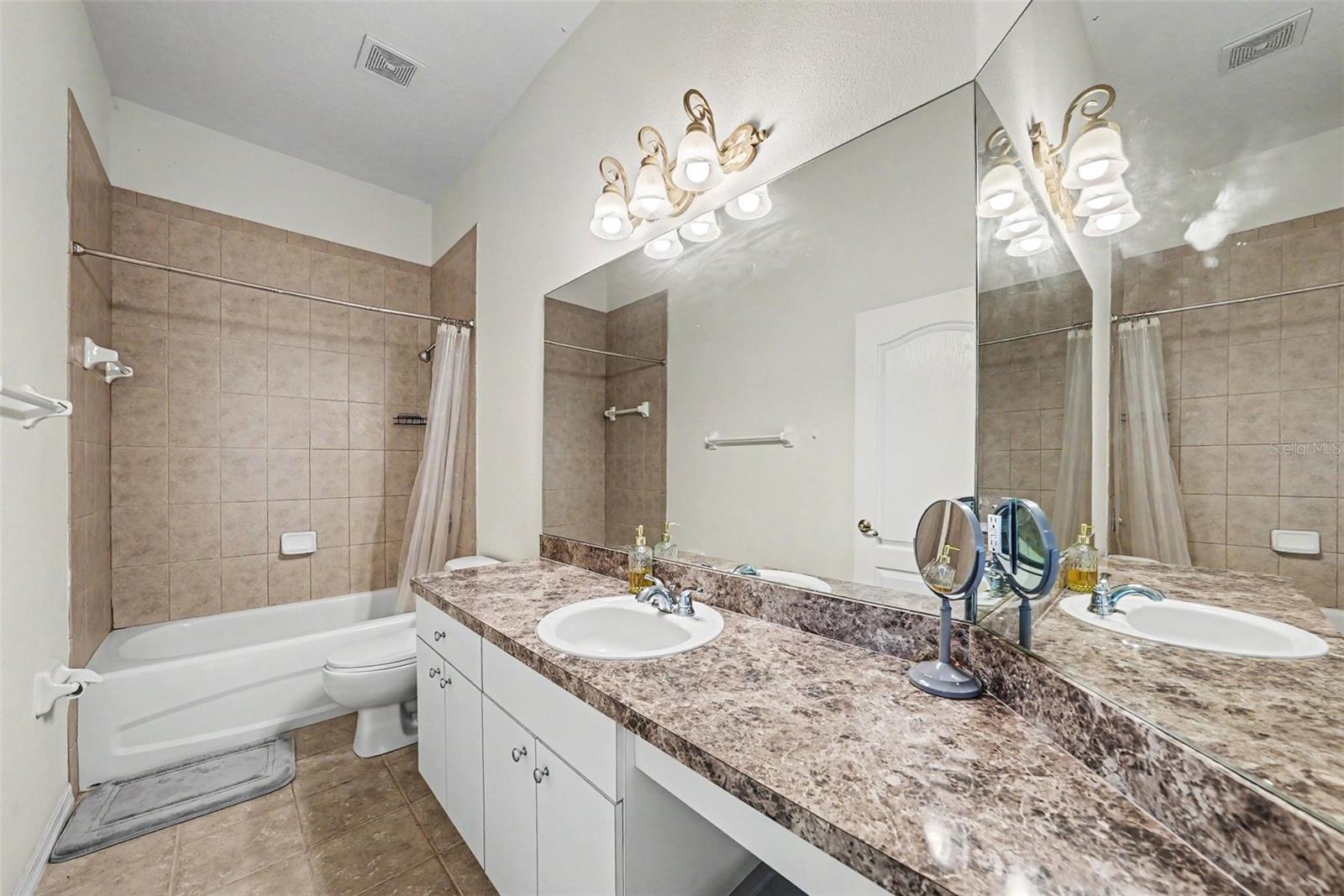 7411 WIMPOLE DR — photo 12