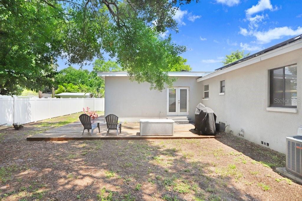 4415 W BAY VILLA AVE — photo 21