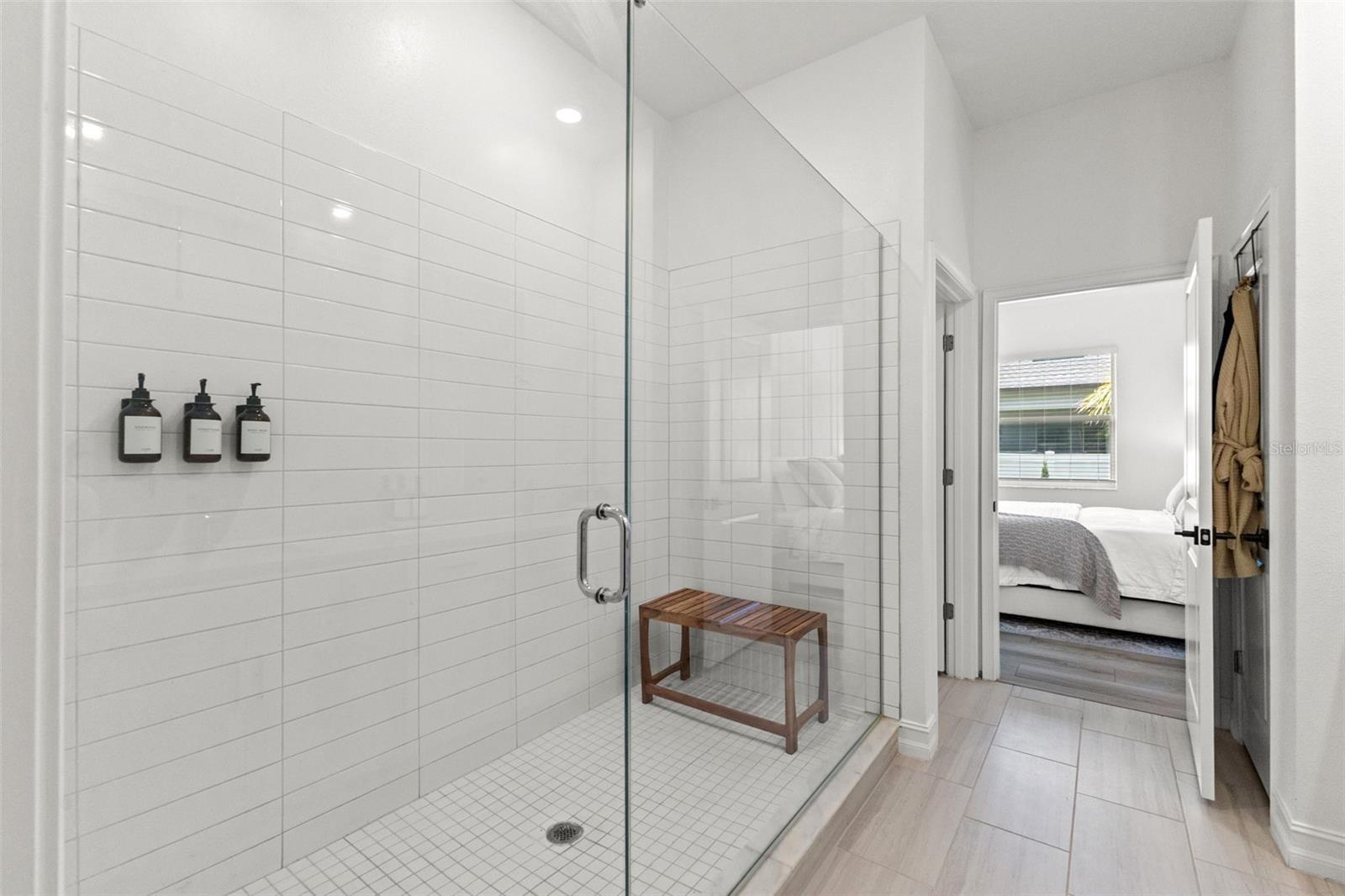 7706 S JUANITA ST — photo 23