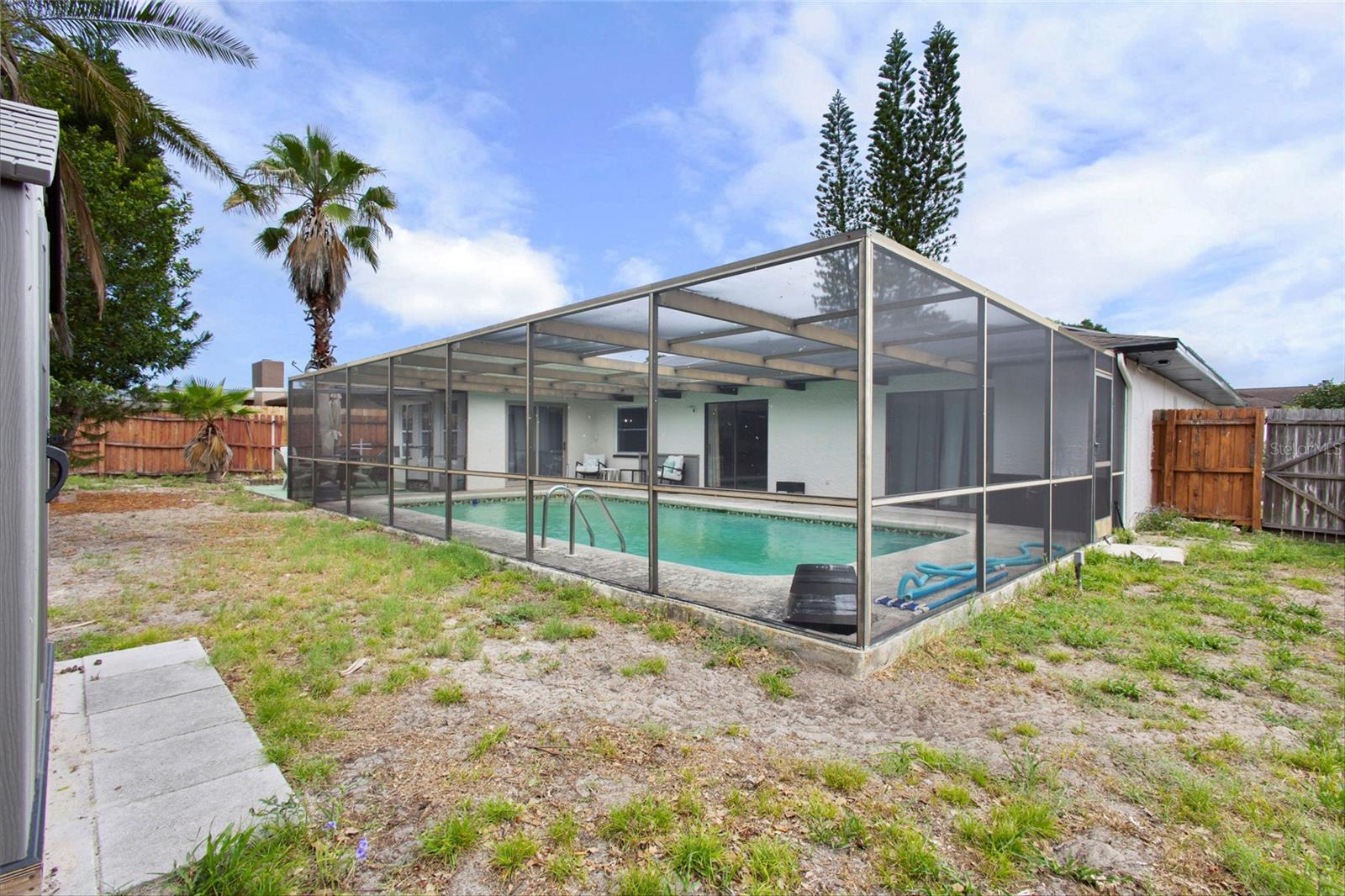 10951 PEPPERTREE LN — photo 35