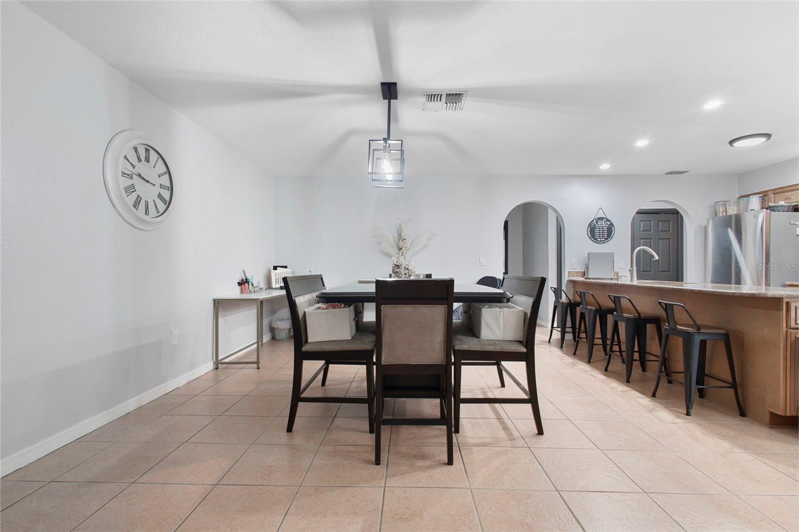 10951 PEPPERTREE LN — photo 16