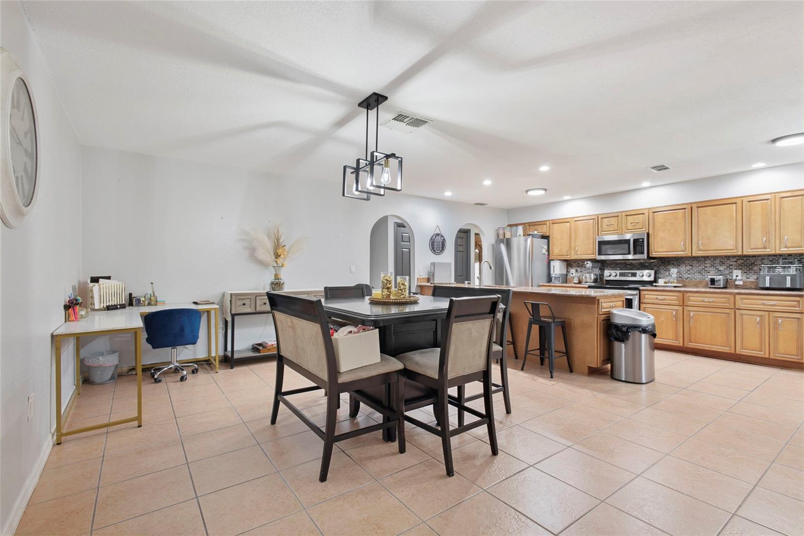 10951 PEPPERTREE LN — photo 17