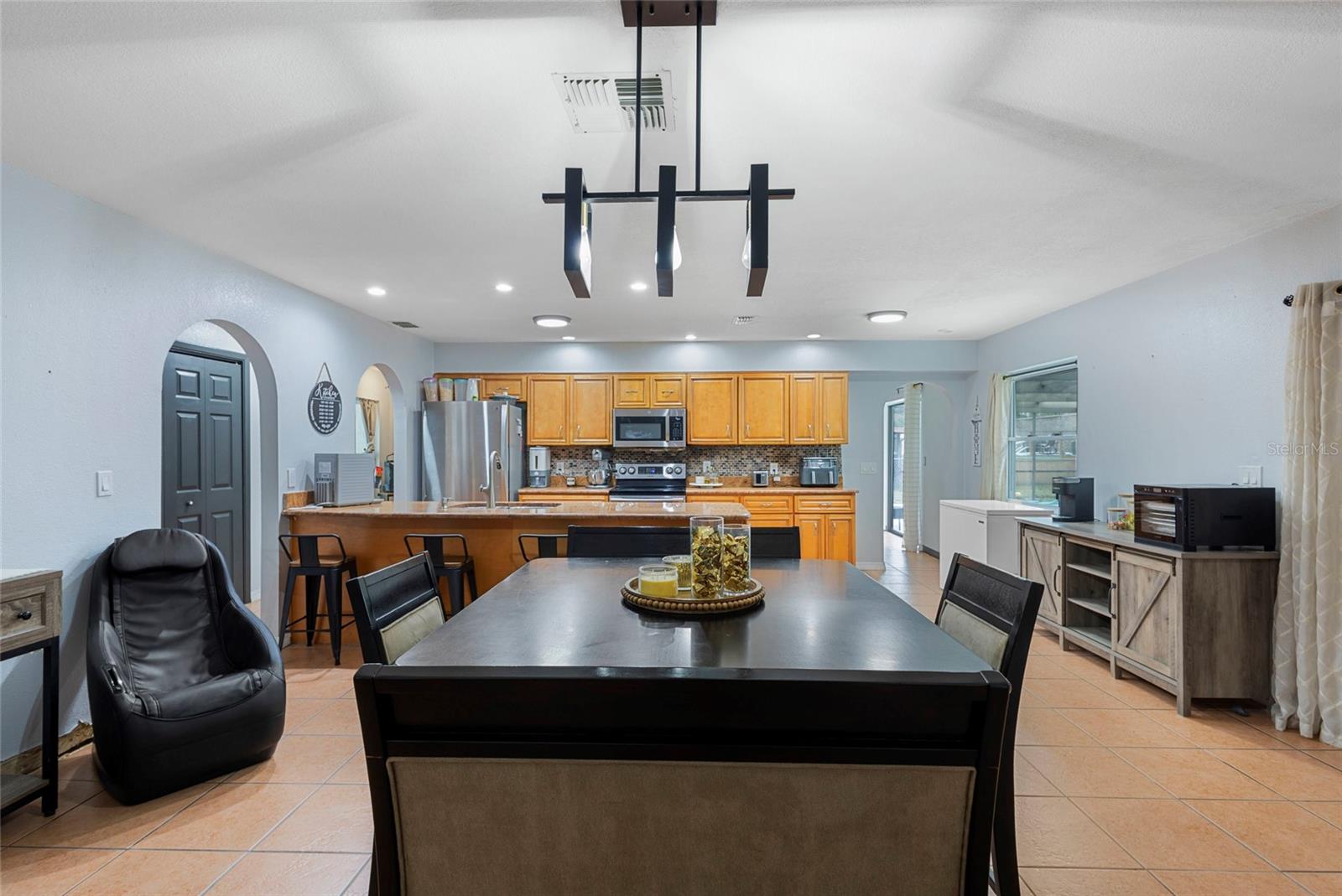 10951 PEPPERTREE LN — photo 19