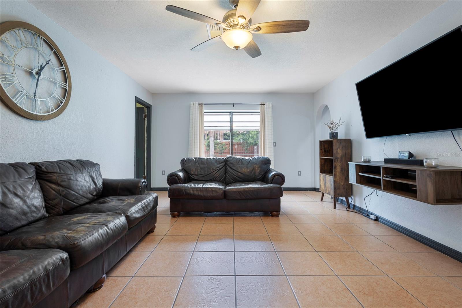 10951 PEPPERTREE LN — photo 14