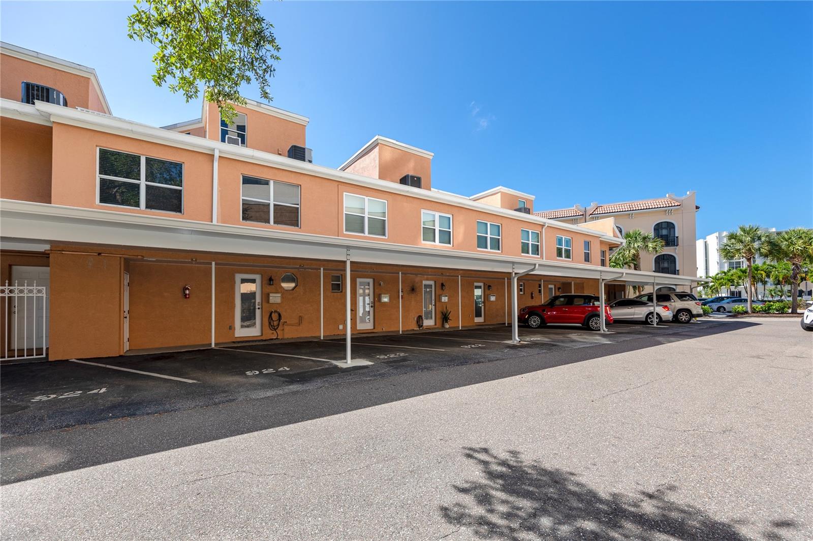 920 NORTH SHORE DR NE — photo 49