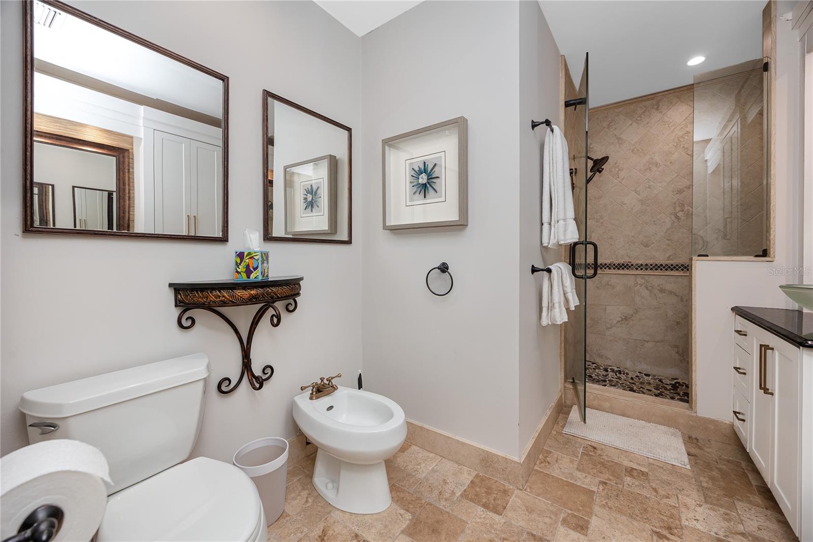 920 NORTH SHORE DR NE — photo 32