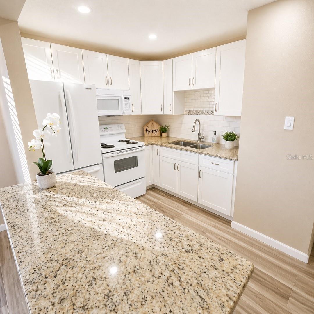 2501 HARN BLVD #H27 — photo 4
