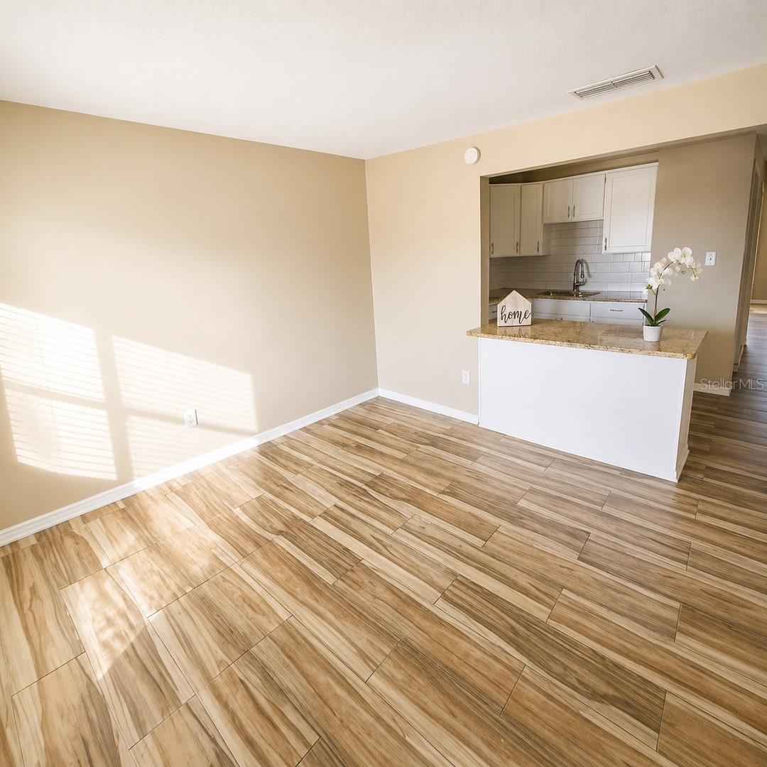 2501 HARN BLVD #H27 — photo 14