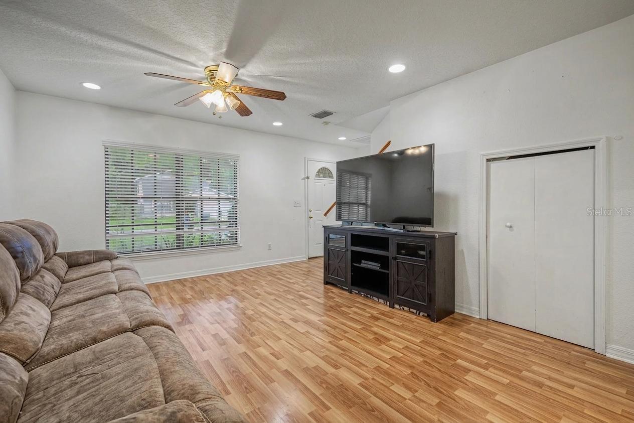16317 CALIENTE PL — photo 6
