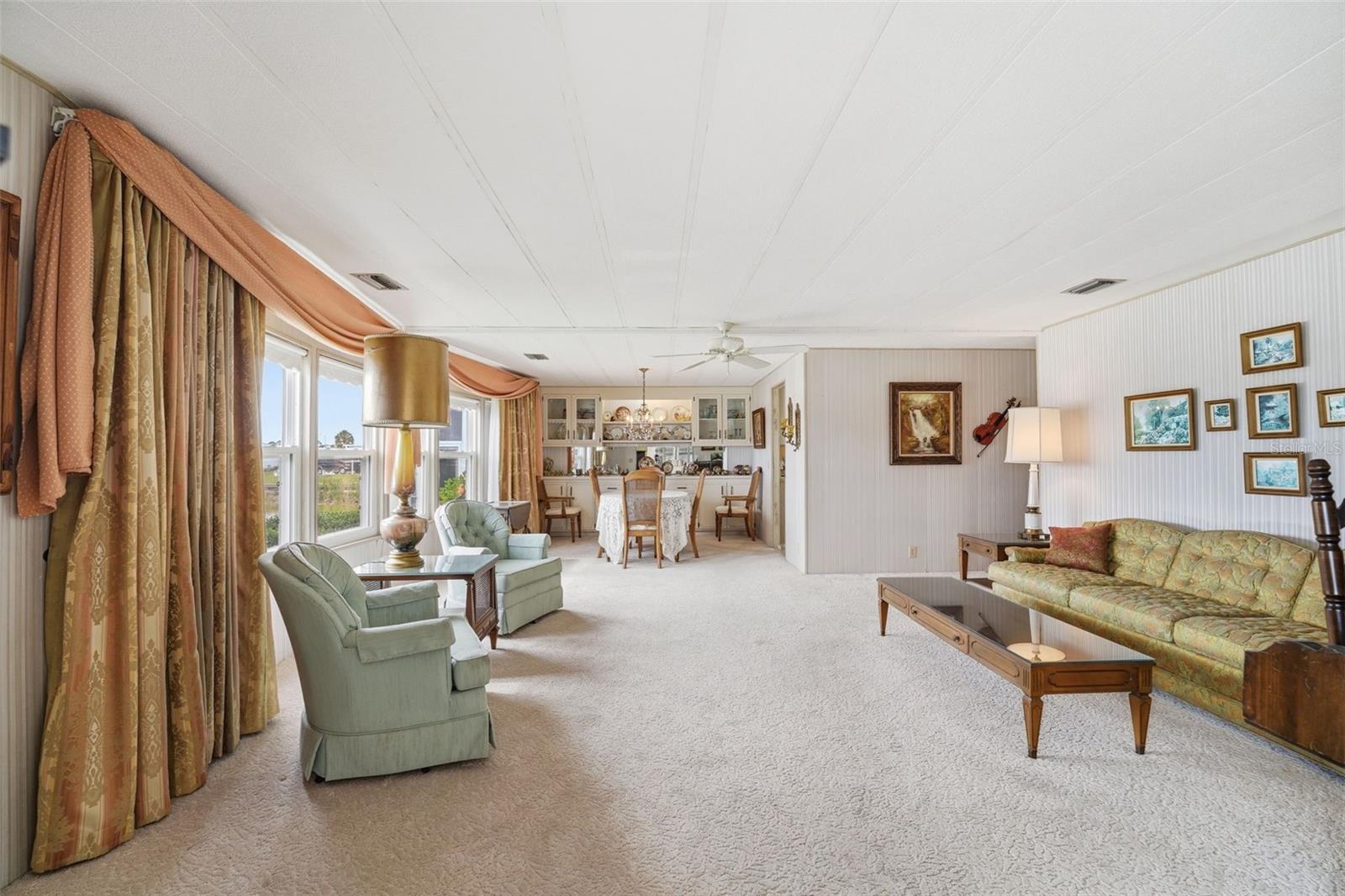 520 IMPERIAL DR — photo 12