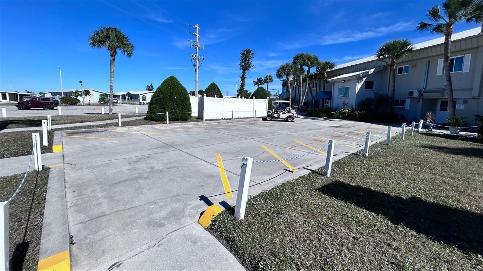 520 IMPERIAL DR — photo 47