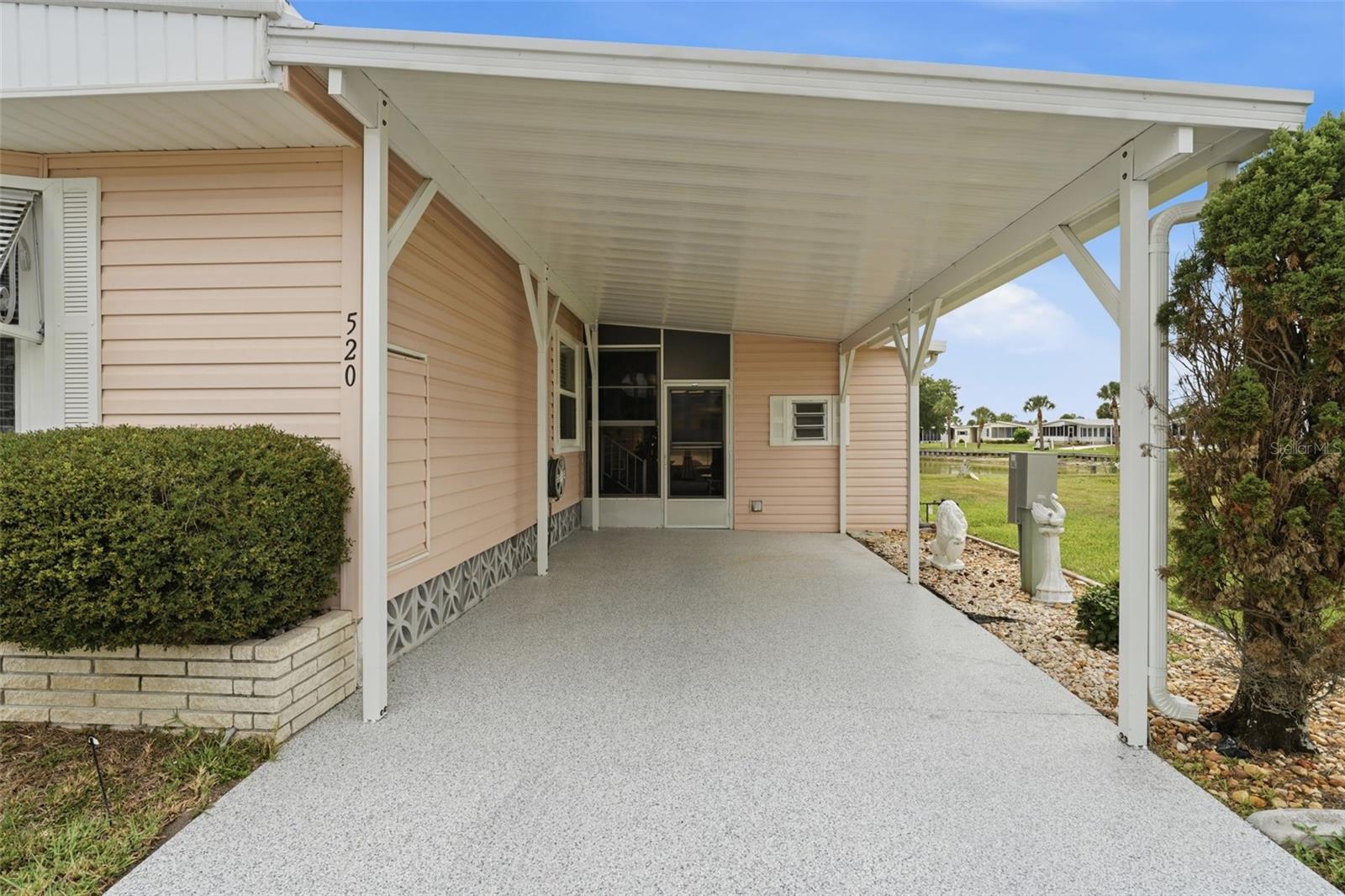 520 IMPERIAL DR — photo 30