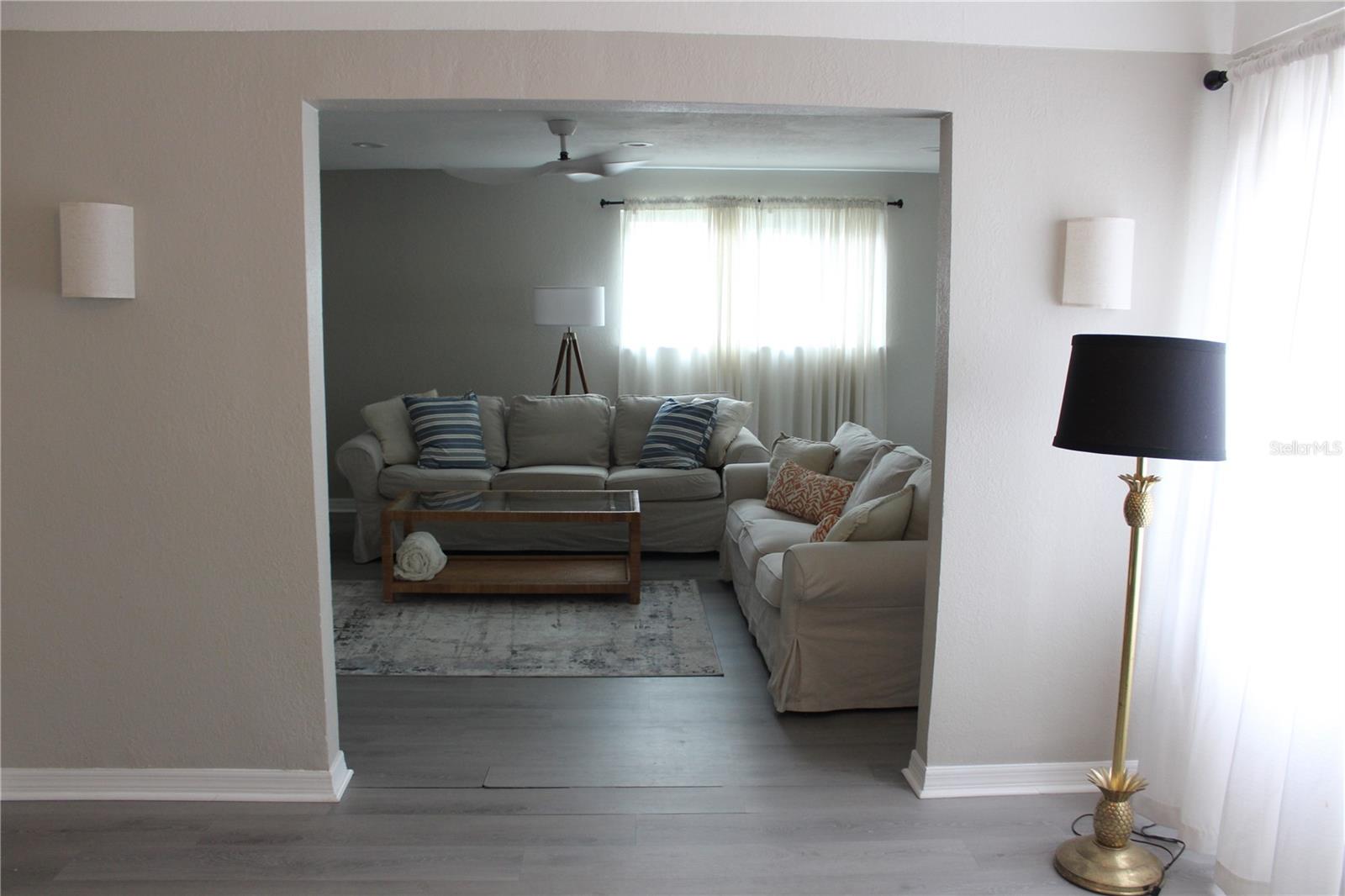 6014 CEDAR ST NE — photo 6