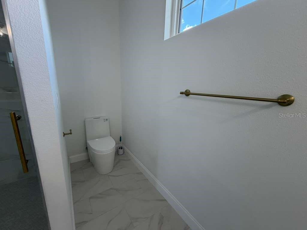 2551 ALHAVEN TER — photo 25
