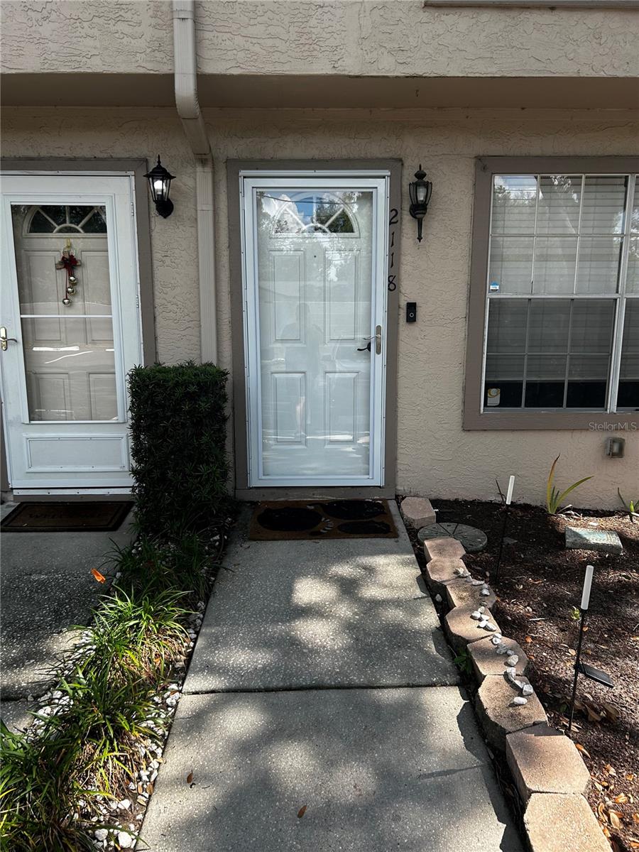 2118 FLETCHERS POINT CIR — photo 2