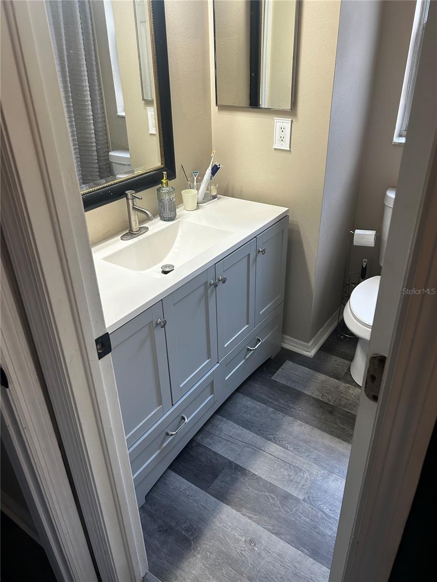 2118 FLETCHERS POINT CIR — photo 11