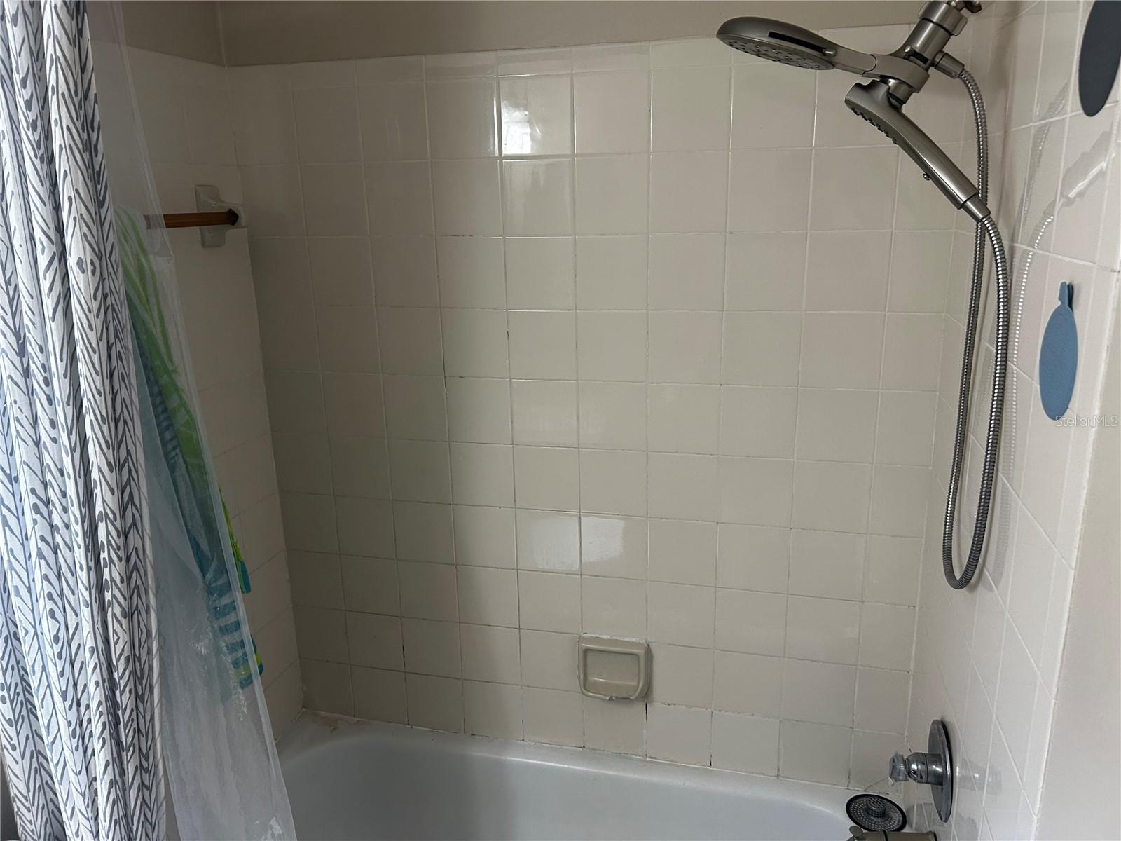 2118 FLETCHERS POINT CIR — photo 18