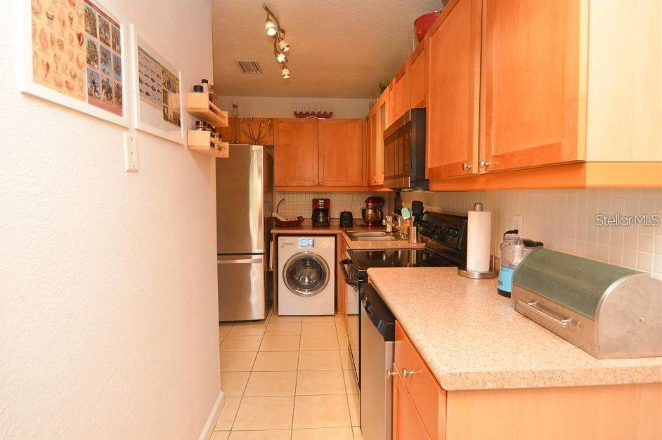3889 POMPANO DR SE #C — photo 8