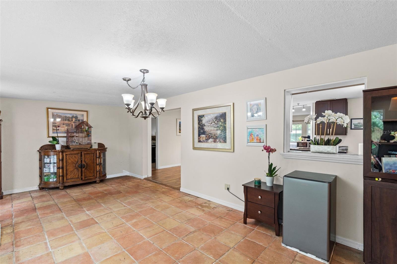 4405 W MELROSE AVE — photo 10