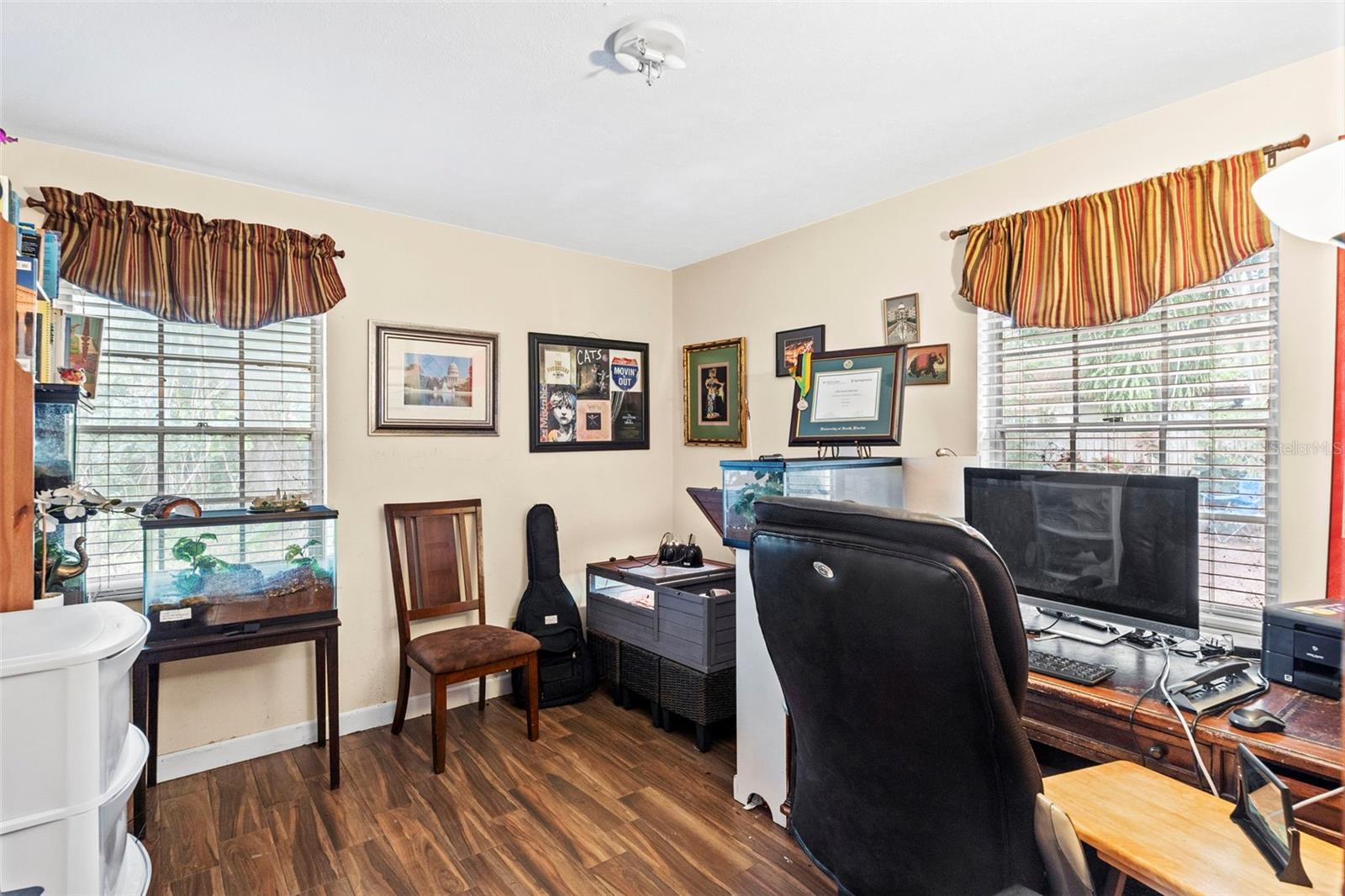 4405 W MELROSE AVE — photo 37
