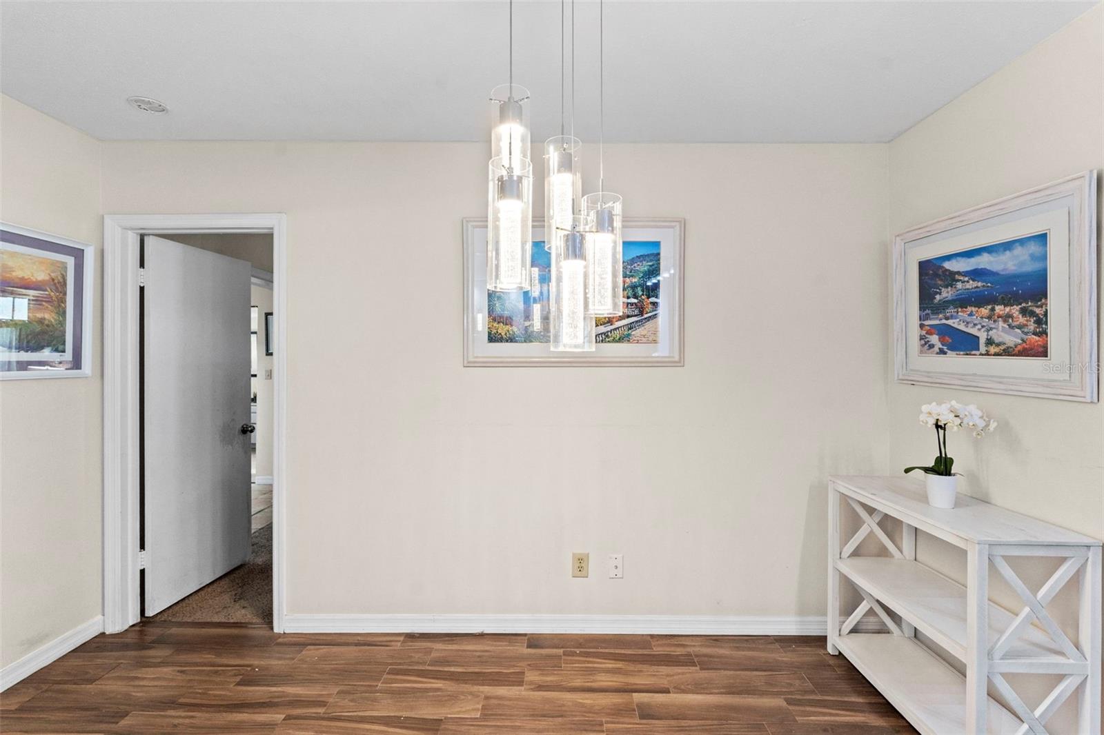4405 W MELROSE AVE — photo 16